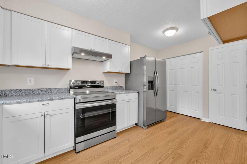7359 Sandy Creek Dr, Raleigh, NC 27615
