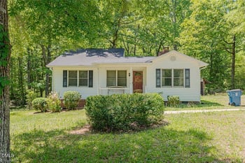 736 Boone Rd, Burlington, NC 27217