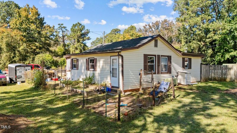 736 Carolina Pines Ave, Raleigh, NC 27603