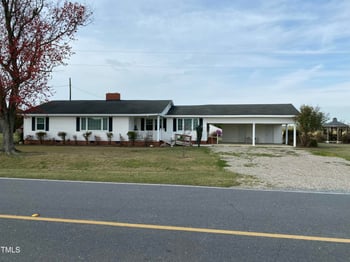 736 Core Rd, Dunn, NC 28334