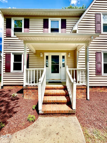 736 Huntington Ct, Burlington, NC 27215