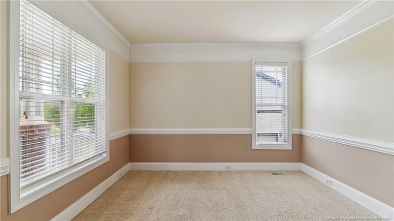 736 Kensington Park Rd, Fayetteville, NC 28311