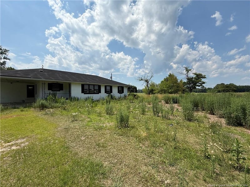 736 Tobermory Rd, Fayetteville, NC 28306