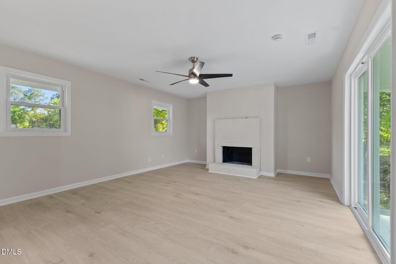 7361 Hyannis Dr, Fayetteville, NC 28304