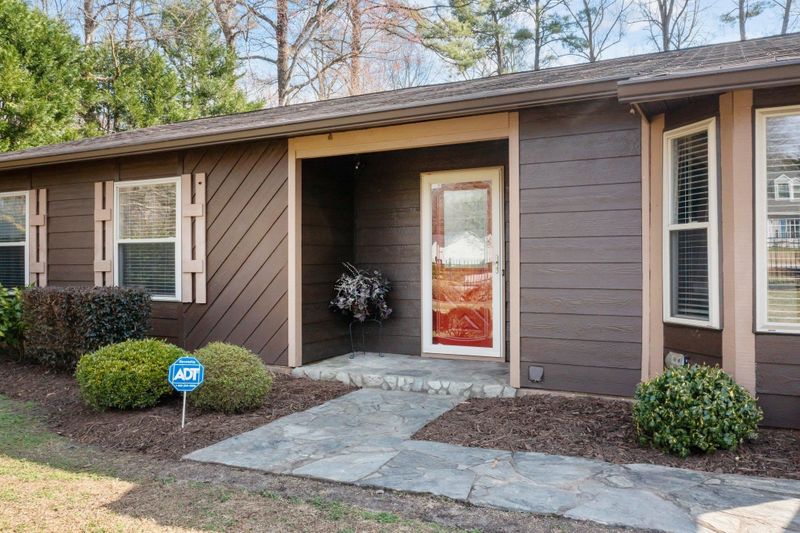 7364 Berkshire Downs Dr, Raleigh, NC 27616