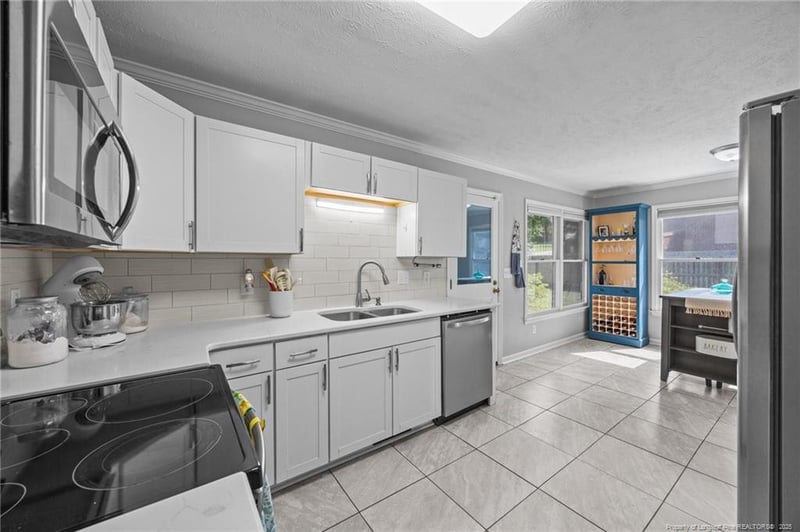 7367 Beaver Run Dr, Fayetteville, NC 28314