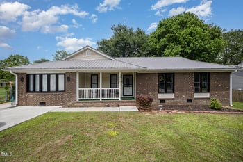 7368 Ryan St, Fayetteville, NC 28314