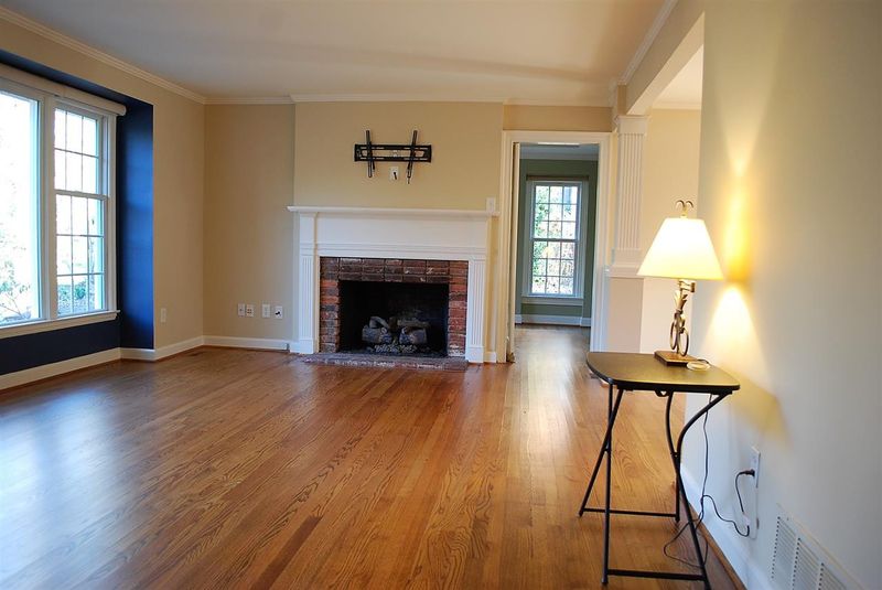 737 Catawba St, Raleigh, NC 27609