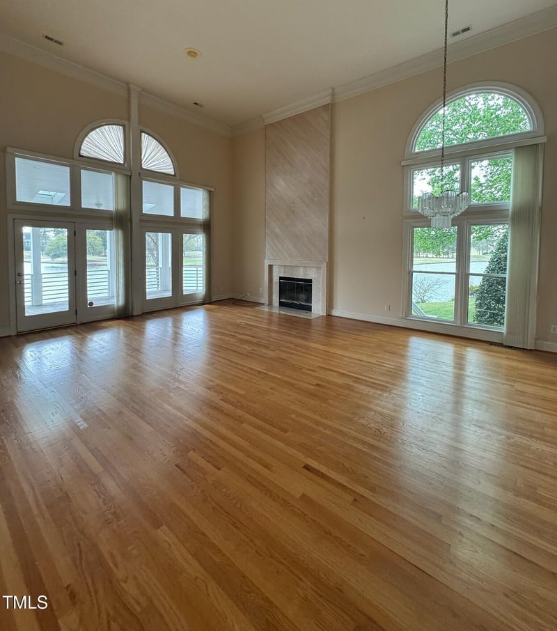 737 Crabtree Crossing Pw, Cary, NC 27513