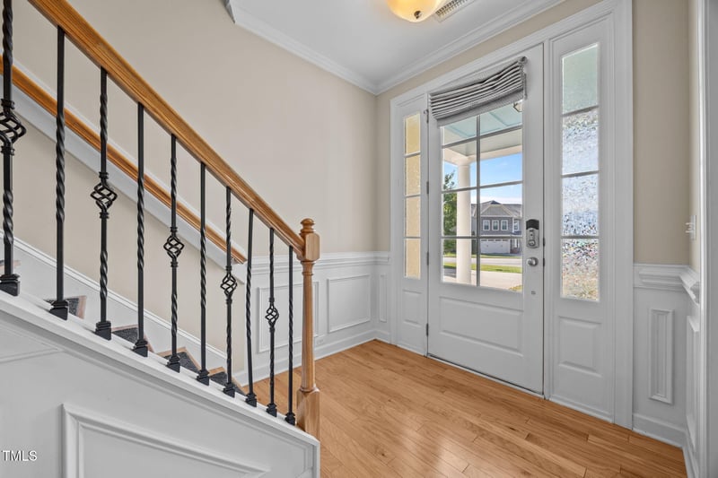 737 Kerr Lake Dr, Fuquay Varina, NC 27526