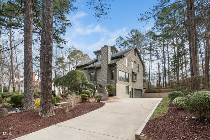 737 Pinehurst Dr, Chapel Hill, NC 27517