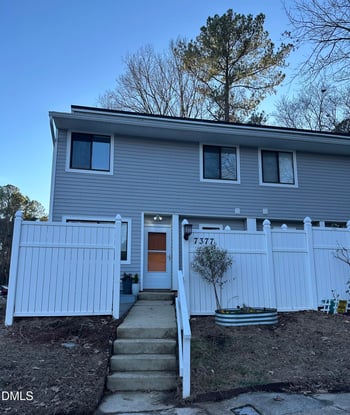 7377 Sandy Creek Dr, Raleigh, NC 27615