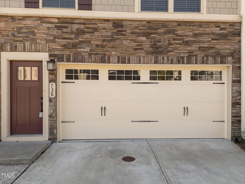 738 Channing Park Cir, Cary, NC 27519