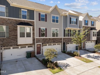 738 Channing Park Cir, Cary, NC 27519