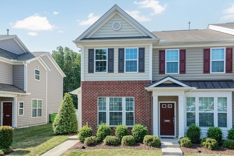 738 Cupola Dr, Raleigh, NC 27603