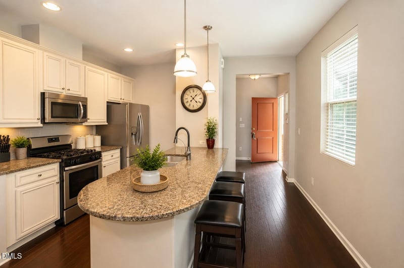 738 Wickham Ridge Rd, Apex, NC 27539