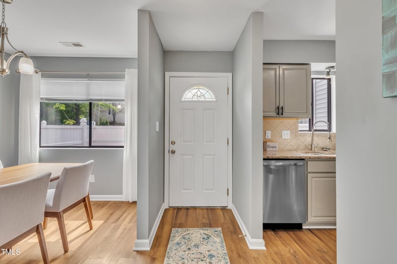 7383 Sandy Creek Dr, Raleigh, NC 27615