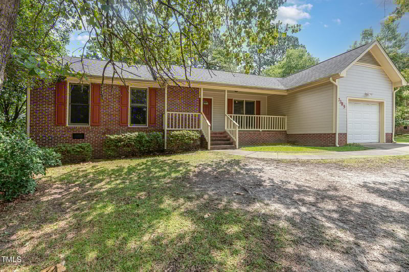 7385 Beaver Run Dr, Fayetteville, NC 28314