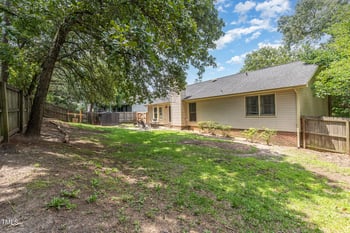 7385 Beaver Run Dr, Fayetteville, NC 28314