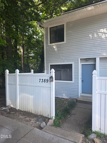 7389 Sandy Creek Dr, Raleigh, NC 27615