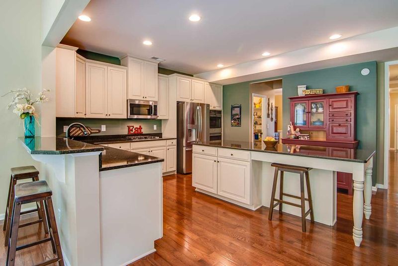 739 S Legacy Falls Dr, Chapel Hill, NC 27517