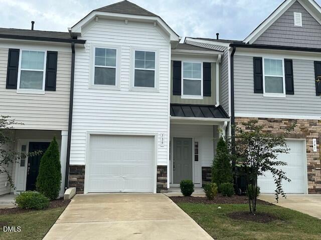 739 Ridge Cliff Ln, Zebulon, NC 27597