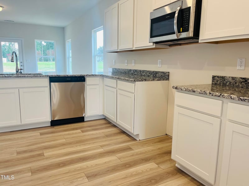 74 American Marigold Dr #61, Benson, NC 27504