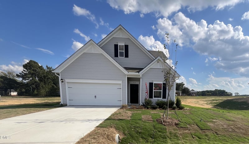 74 American Marigold Dr #61, Benson, NC 27504