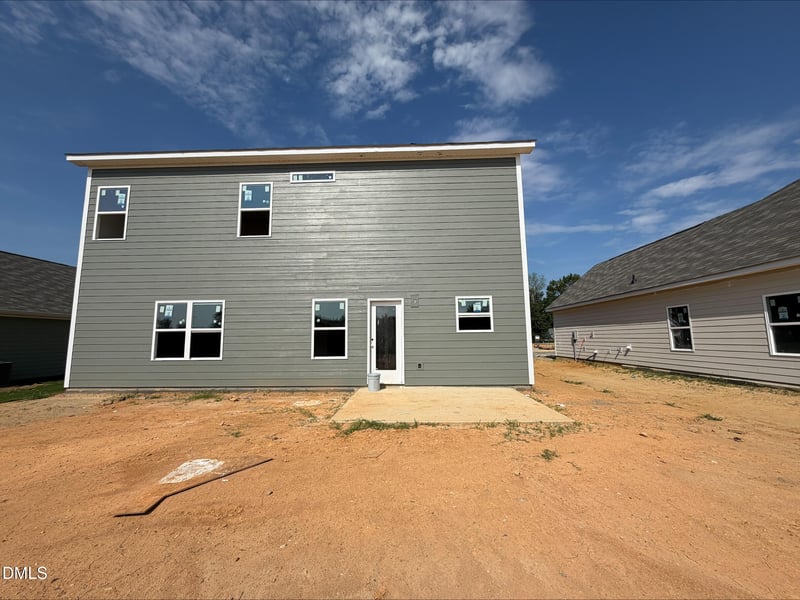 74 Chardonnay Dr, Lillington, NC 27546