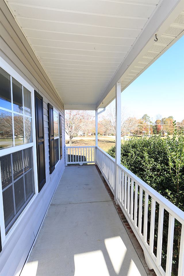 74 Cross Link Dr, Angier, NC 27501