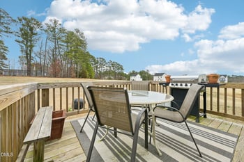 74 Henhouse Ct, Zebulon, NC 27597