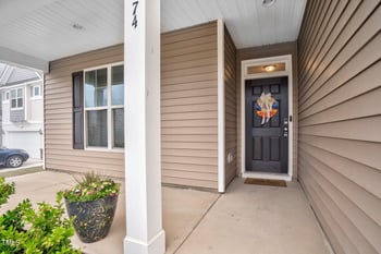 74 Hidden Grove Ct, Garner, NC 27529