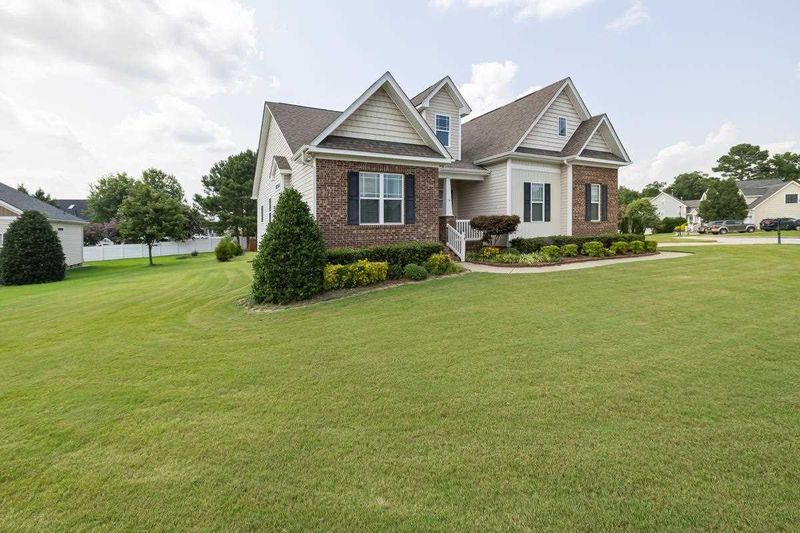 74 Wembury Dr, Clayton, NC 27527