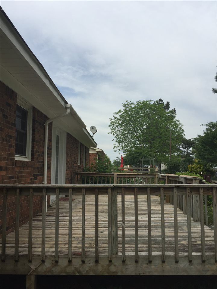 740 Queens Ave, Dunn, NC 28334