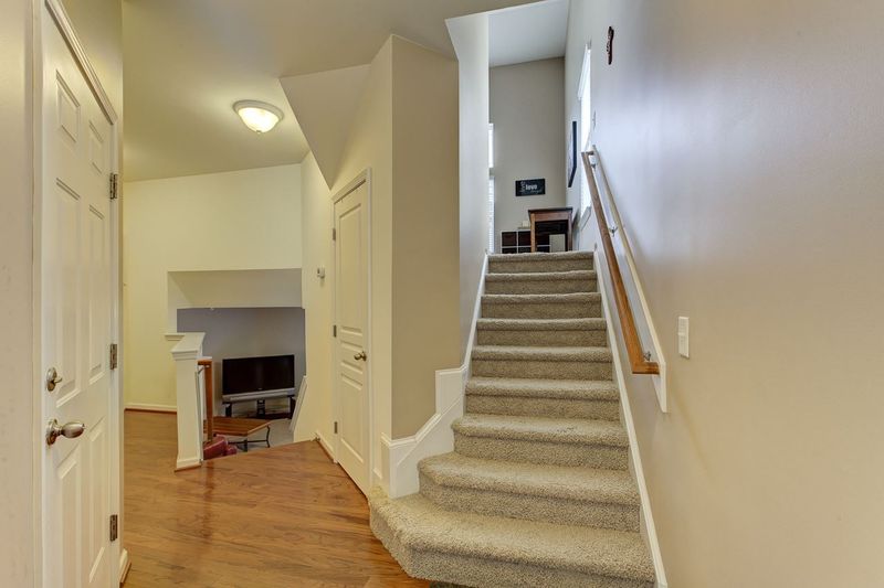 740 Samuel Cary Dr, Cary, NC 27511