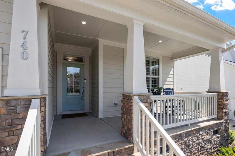 740 Sparrowhawk Ln, Wake Forest, NC 27587