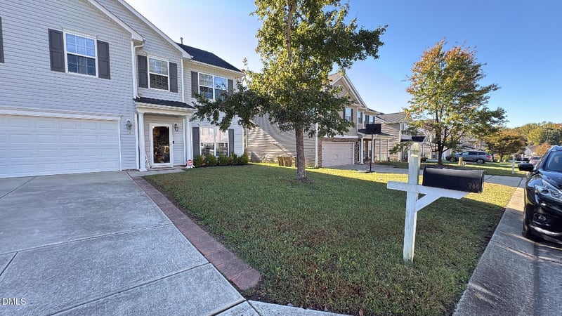 740 Stackhurst Way, Wake Forest, NC 27587