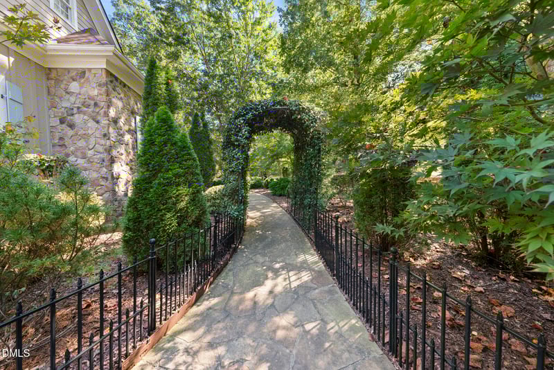 7400 New Forest Ln, Wake Forest, NC 27587