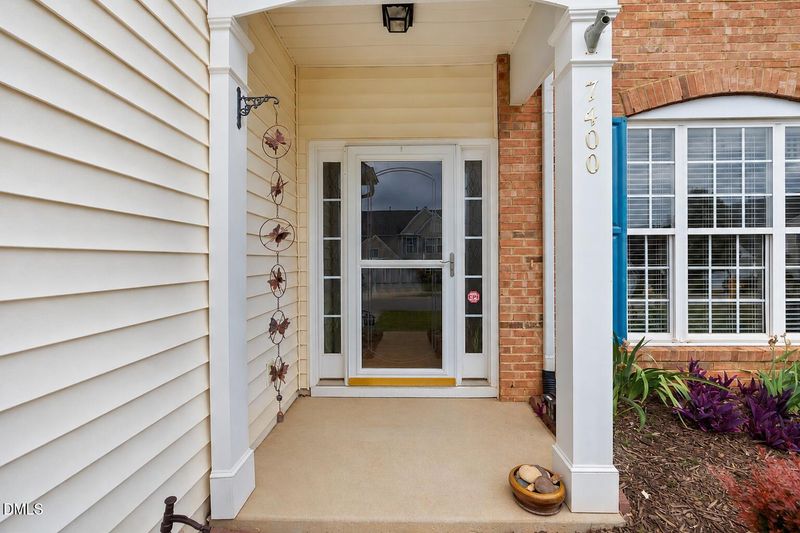 7400 Silver View Ln, Raleigh, NC 27613