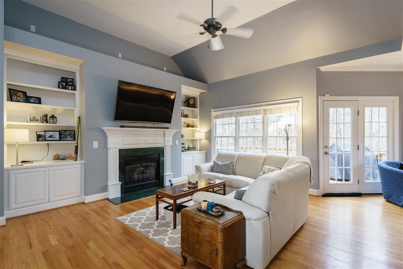 7401 Chesley Ln, Durham, NC 27713