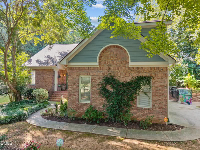 7401 Heartland Dr, Wake Forest, NC 27587