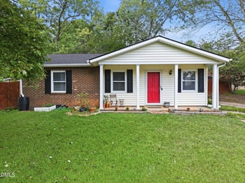 7401 Longstreet Dr, Raleigh, NC 27615
