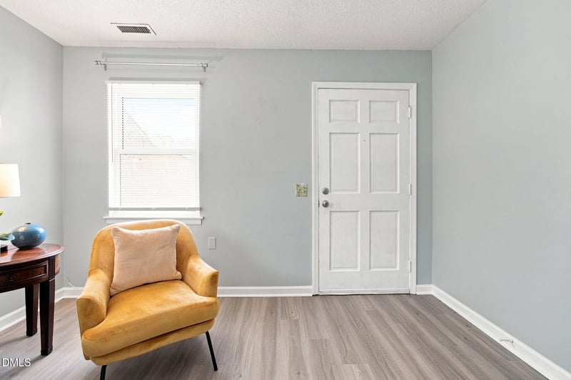7401 Longstreet Dr, Raleigh, NC 27615