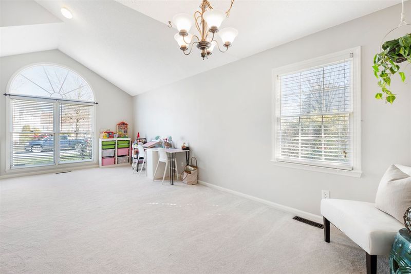 7401 New Hampshire Ct, Raleigh, NC 27615