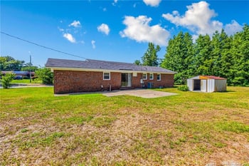 7401 Paxton Dr, Fayetteville, NC 28303