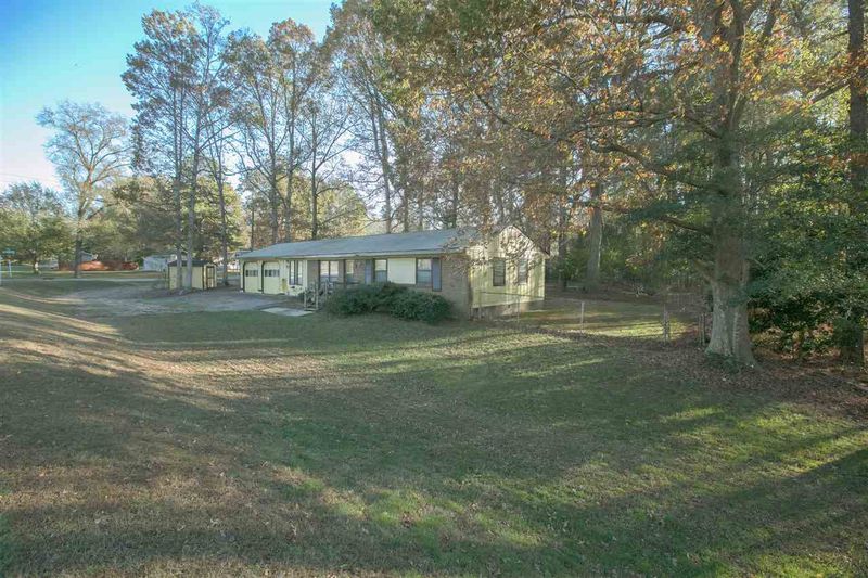 7401 Perry Creek Rd, Raleigh, NC 27616