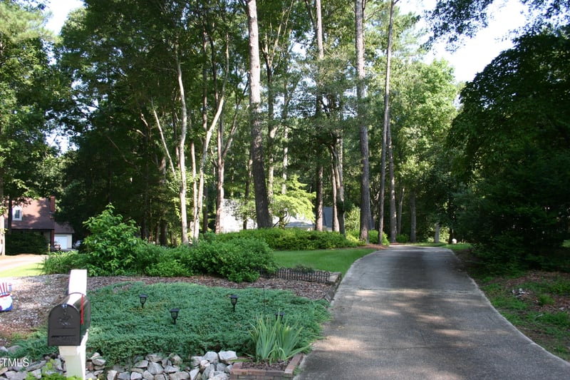 7401 Walnut Grove Ln, Zebulon, NC 27597