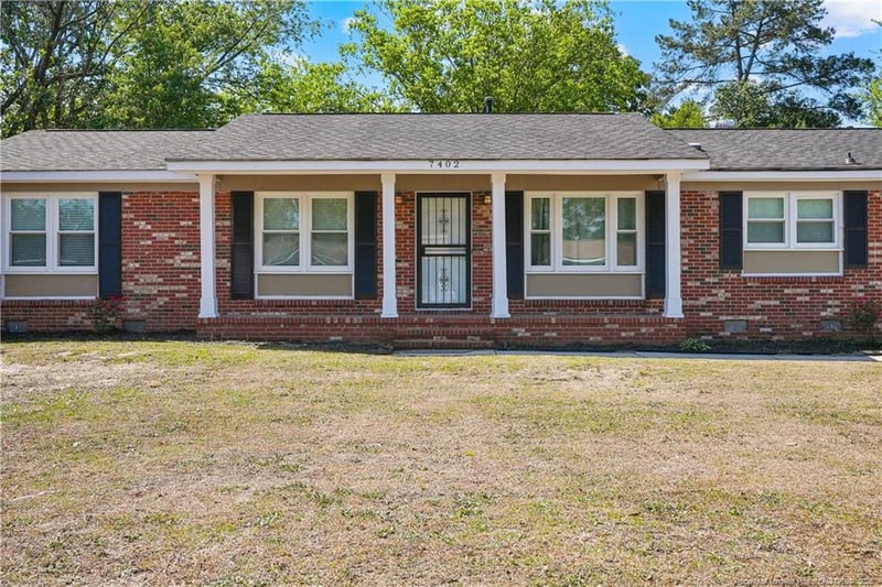7402 Southgate Rd, Fayetteville, NC 28314