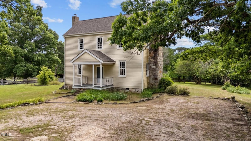 7404 Halifax Rd, Youngsville, NC 27596
