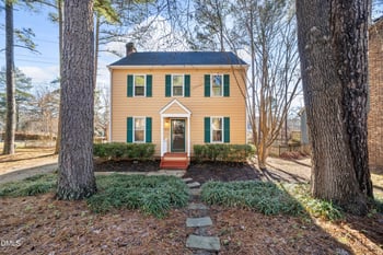 7404 Thorncliff Pl, Raleigh, NC 27616